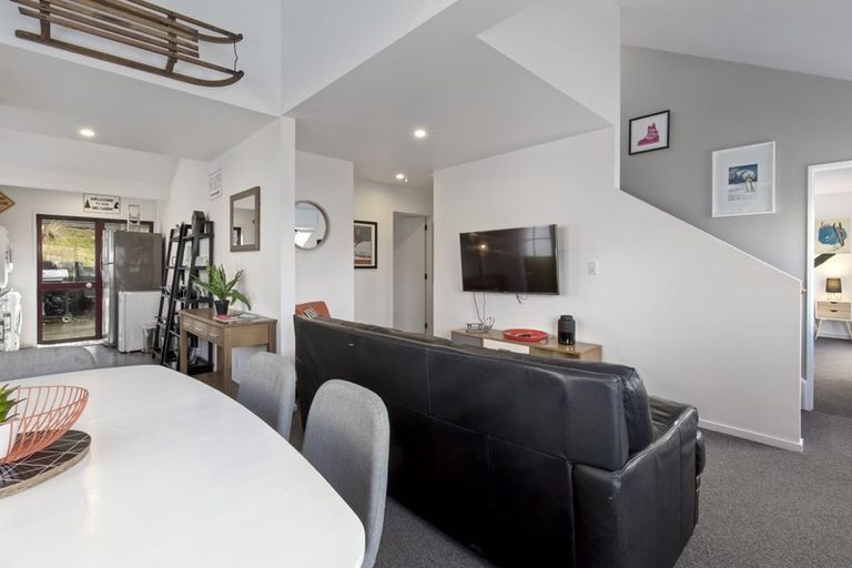 Photo of property in 402 Frankton Road, Queenstown, 9300