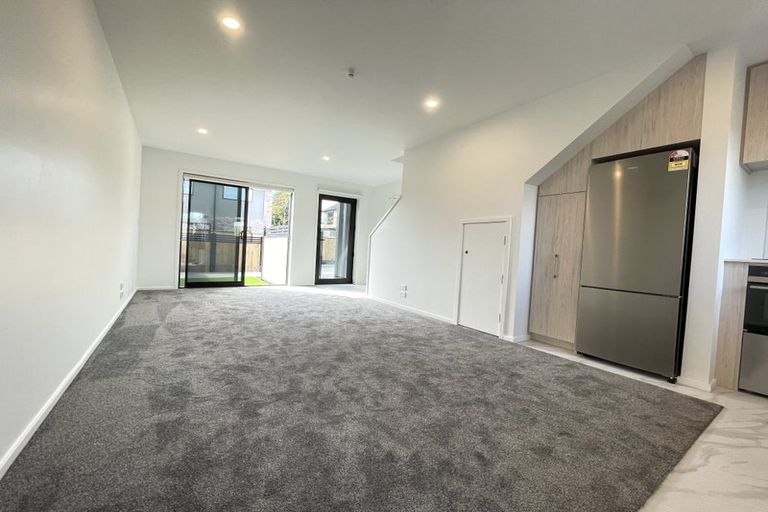 Photo of property in 21 Mohua Lane, Upper Riccarton, Christchurch, 8041
