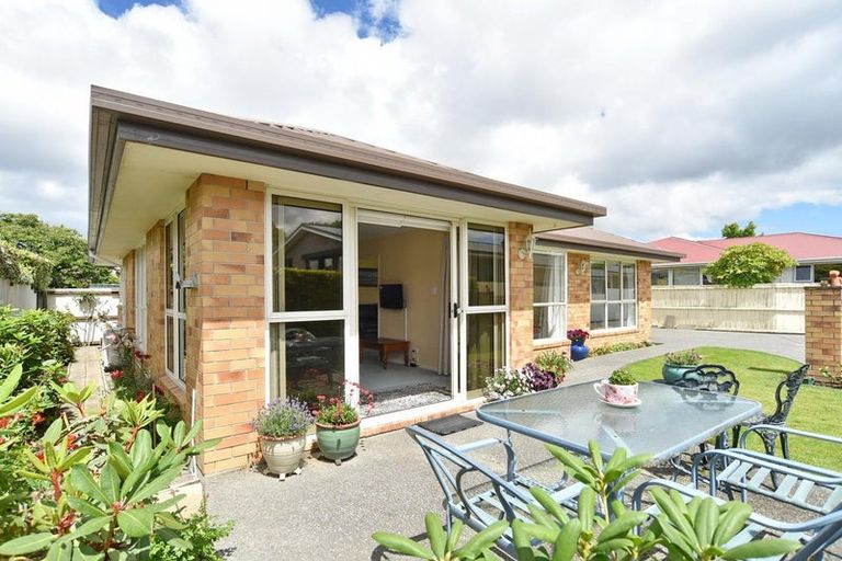 Photo of property in 74 Merrin Street, Avonhead, Christchurch, 8042