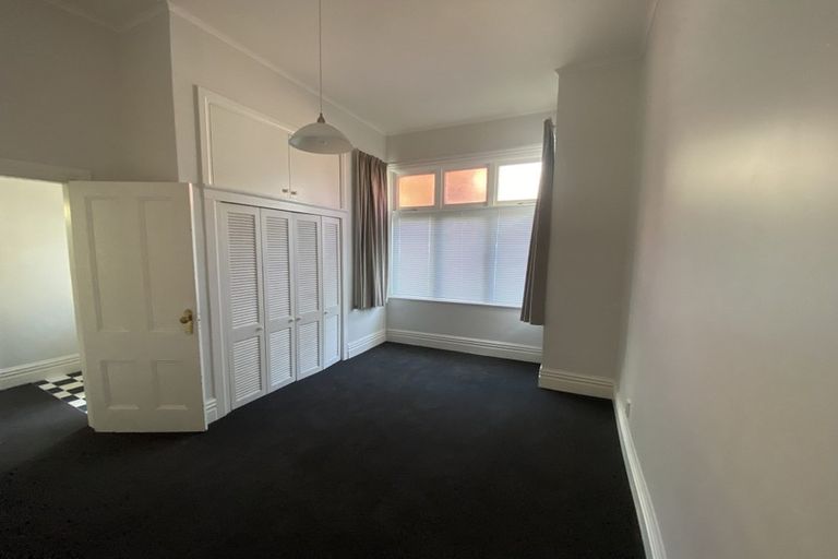 Photo of property in 131 Wallace Street, Mount Cook, Wellington, 6021