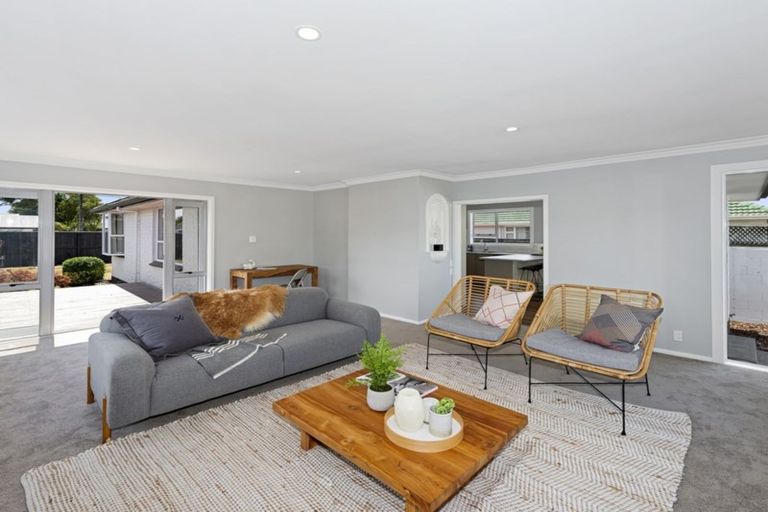Photo of property in 515 Harewood Road, Harewood, Christchurch, 8051