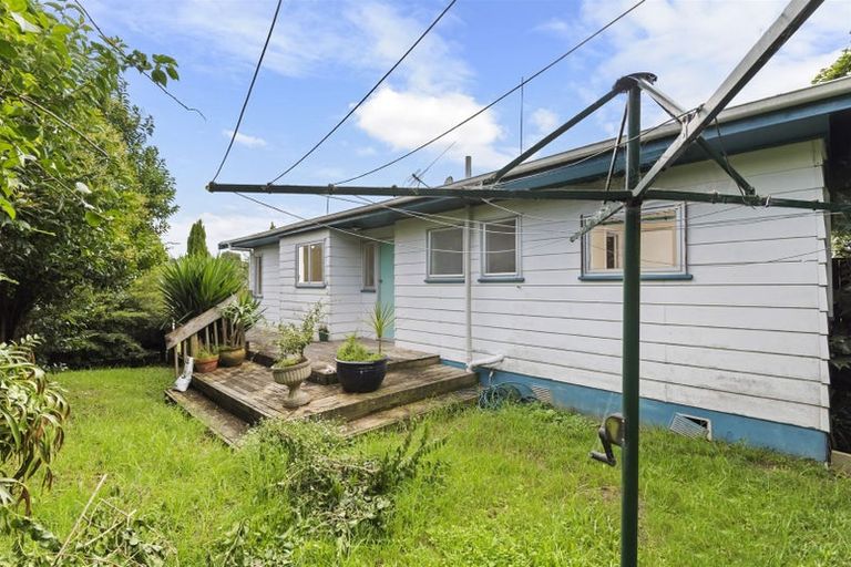 Photo of property in 1/32a Helena Street, Massey, Auckland, 0614
