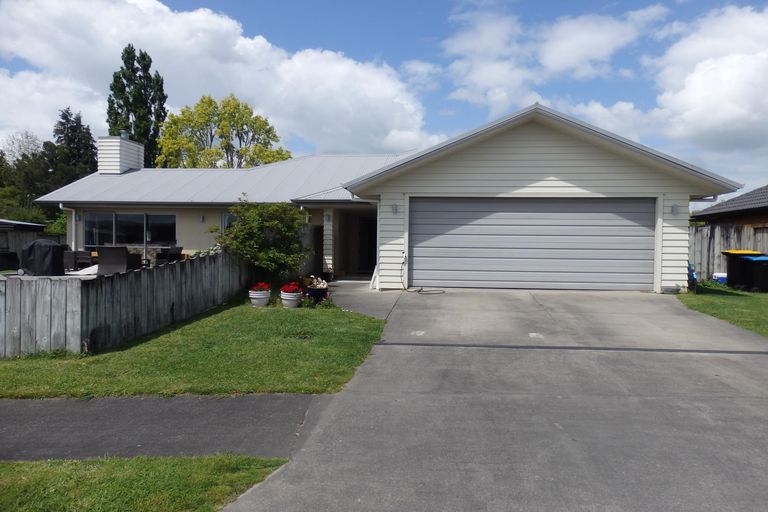 Photo of property in 25 Jasmine Place, Cambridge, 3434