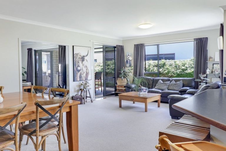 Photo of property in 20 Pohutukawa Grove, Lytton West, Gisborne, 4010