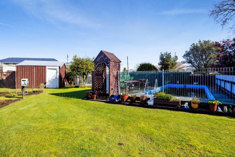 Photo of property in 445 Broadway, Stratford, 4332