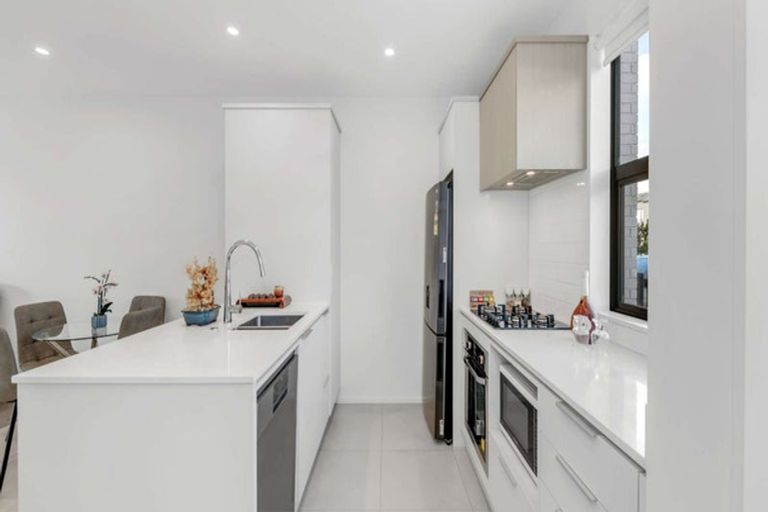 Photo of property in 8 Brookview Drive, Flat Bush, Auckland, 2019