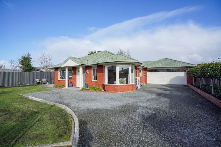 Photo of property in 11 Kakapo Street, Waikiwi, Invercargill, 9810