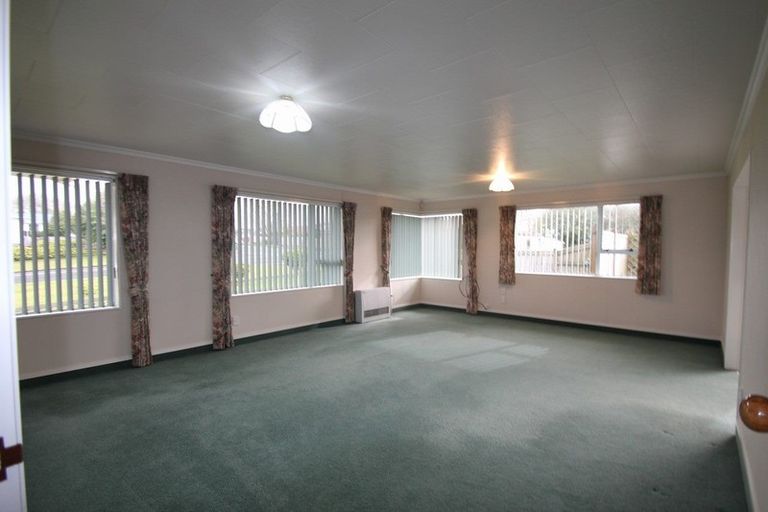 Photo of property in 51 Pembroke Road, Stratford, 4332