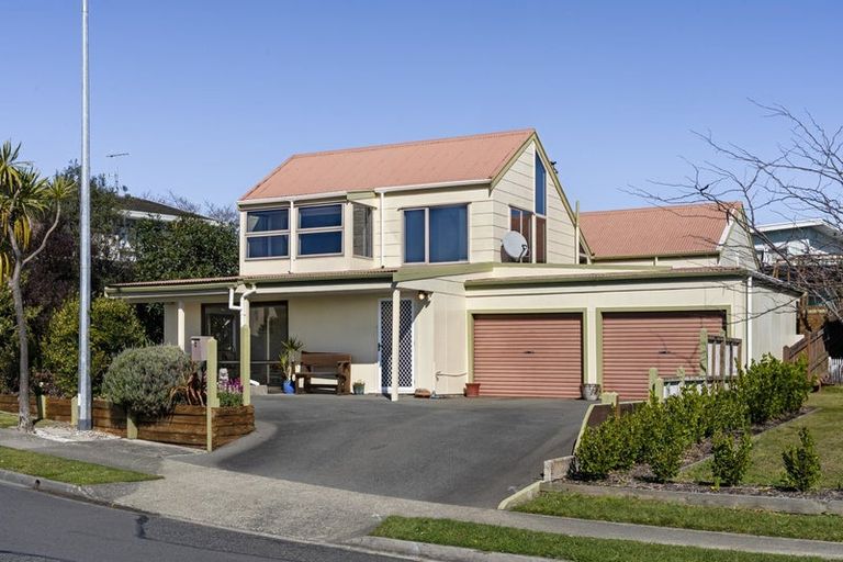 Photo of property in 8 Newall Avenue, Stoke, Nelson, 7011