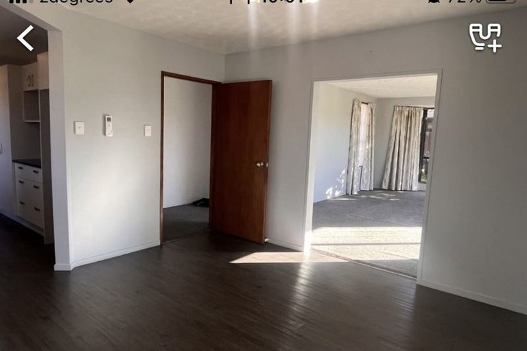 Photo of property in 32 Karnak Crescent, Russley, Christchurch, 8042