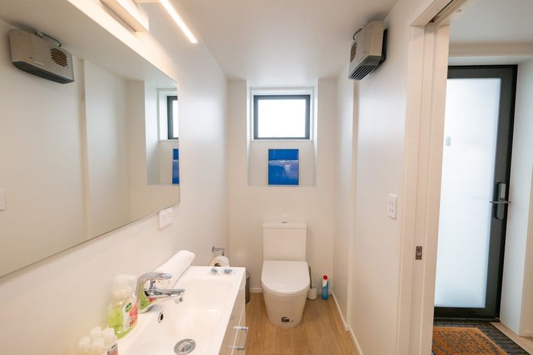 Photo of property in 241 Castle Street, Dunedin Central, Dunedin, 9016