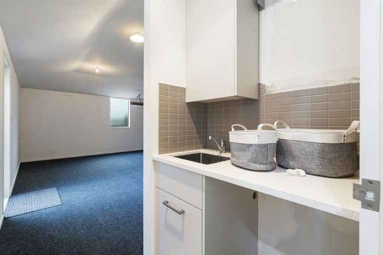Photo of property in 4 Argyle Terrace, Milford, Auckland, 0620