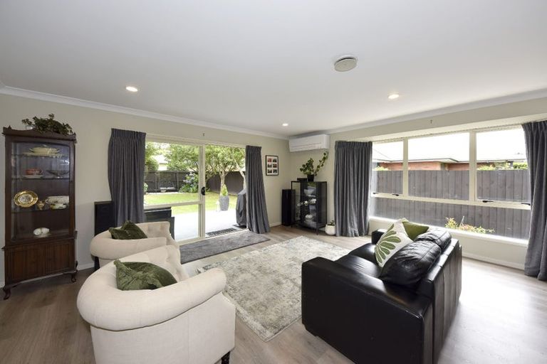 Photo of property in 14 Parkside Crescent, Northwood, Christchurch, 8051