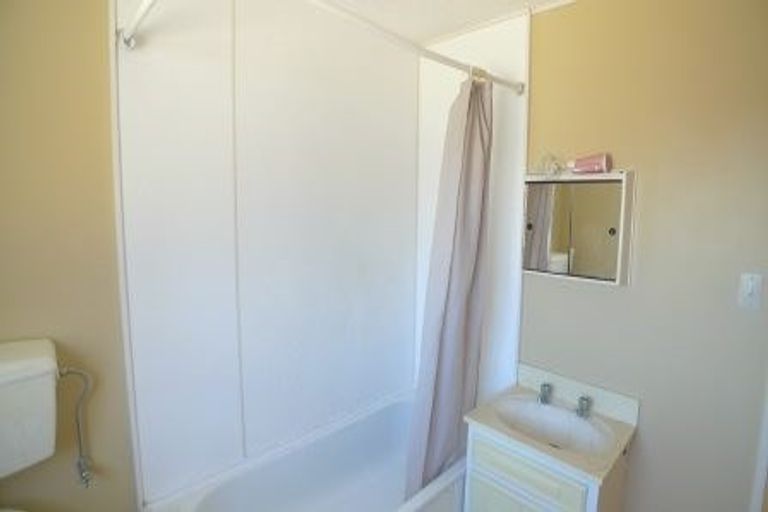 Photo of property in 13u2 William Street, Hataitai, Wellington, 6021