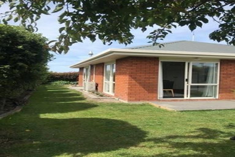 Photo of property in 8 Bicknor Street, Templeton, Christchurch, 8042