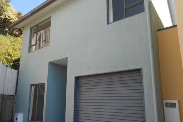 Photo of property in 6b Atamira Close, Churton Park, Wellington, 6037