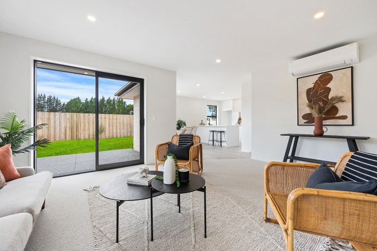 Photo of property in 11 Ella Street, Rolleston, 7614