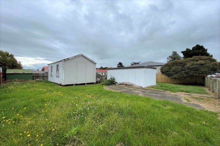 Photo of property in 2 Hamlet Street, Dannevirke, 4930