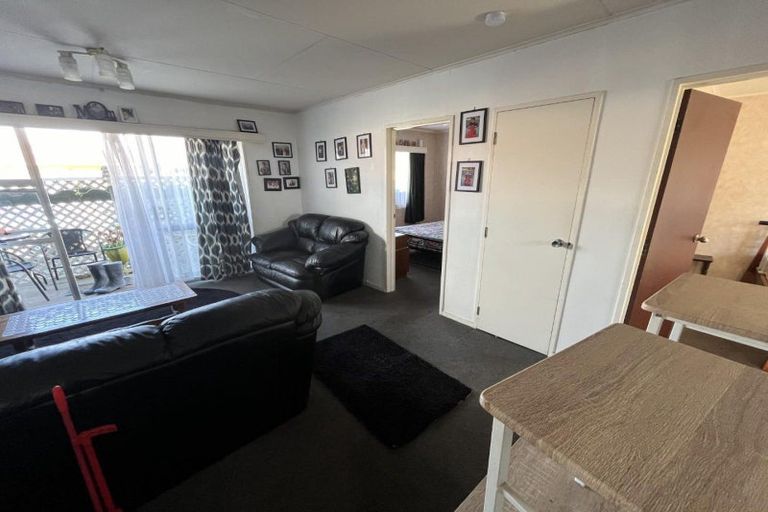 Photo of property in 221c Puriri Street, Castlecliff, Wanganui, 4501
