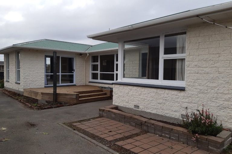 Photo of property in 46 Oriana Crescent, Hornby, Christchurch, 8042