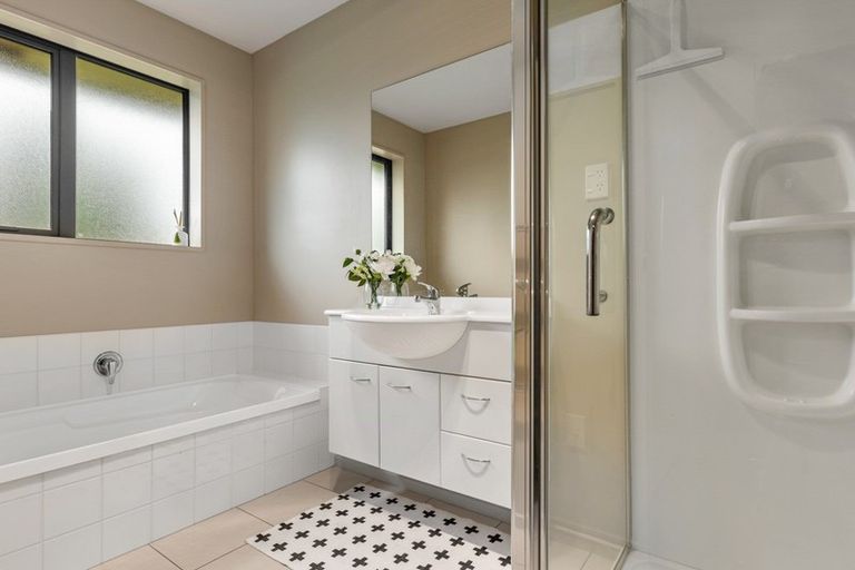 Photo of property in 1 Cato Place, Rolleston, 7614