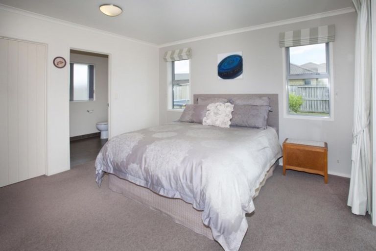 Photo of property in 20 Merrimana Drive, Thames, 3500