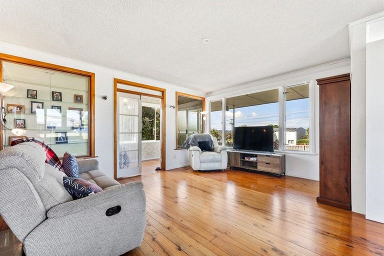 Photo of property in 2 Dawson Road, Snells Beach, 0920