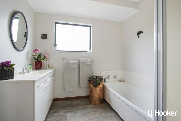 Photo of property in 117 Athenree Road, Athenree, Katikati, 3177