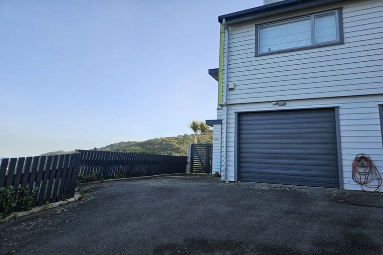 Photo of property in 32 View Road, Houghton Bay, Wellington, 6023