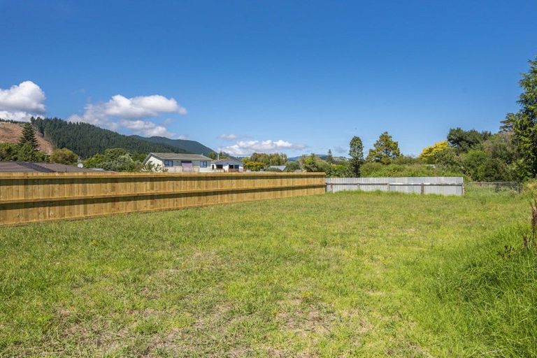 Photo of property in 19 Marere Avenue, Paraparaumu, 5032