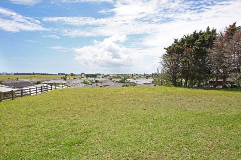 Photo of property in 77 Martyn Street, Waiuku, 2123