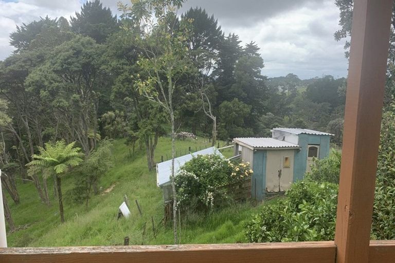 Photo of property in 67 Red Hills Road, Massey, Auckland, 0614