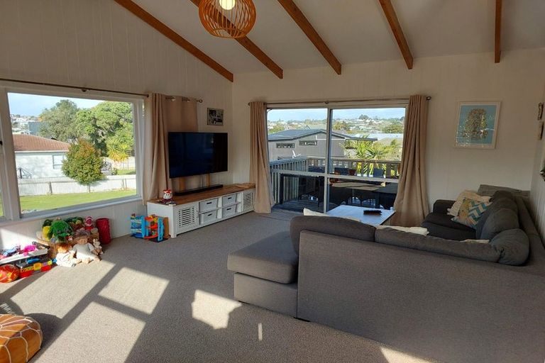 Photo of property in 10 Rawhiti Road, Manly, Whangaparaoa, 0930