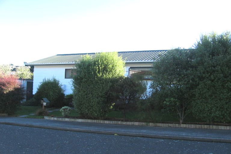 Photo of property in 31 Wingfield Place, Churton Park, Wellington, 6037