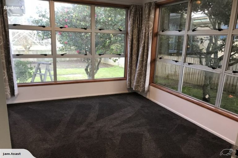 Photo of property in 22 Bass Road, Albany, Auckland, 0632