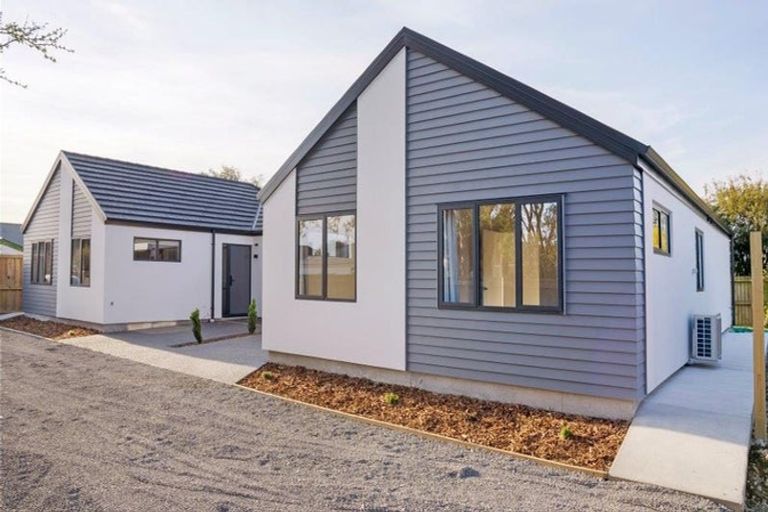 Photo of property in 28b Russley Road, Russley, Christchurch, 8042