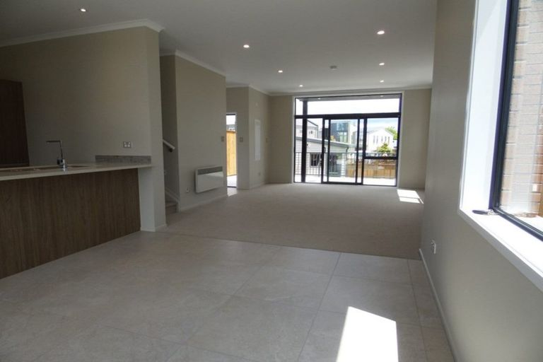 Photo of property in 188 Hobsonville Point Road, Hobsonville, Auckland, 0616