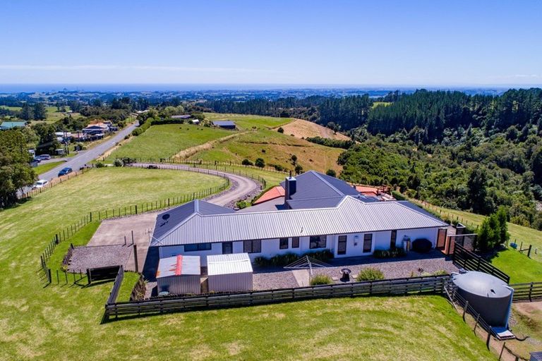 Photo of property in 1759 Mangorei Road, Mangorei, New Plymouth, 4371