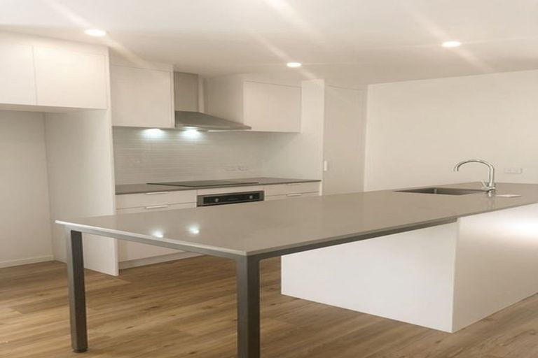 Photo of property in 1/27 Main Road, Wainuiomata, Lower Hutt, 5014