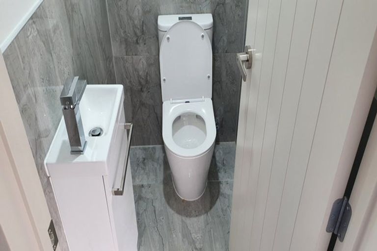 Photo of property in 28 Allen Street, Mangere East, Auckland, 2024