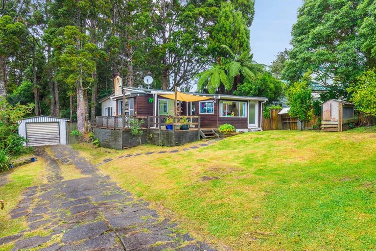 Photo of property in 338 Huia Road, Titirangi, Auckland, 0604