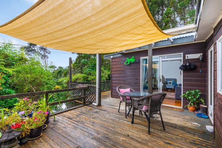 Photo of property in 338 Huia Road, Titirangi, Auckland, 0604
