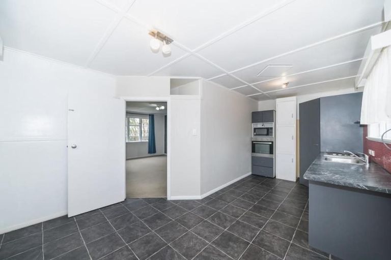 Photo of property in 33 Moheke Avenue, Roslyn, Palmerston North, 4414