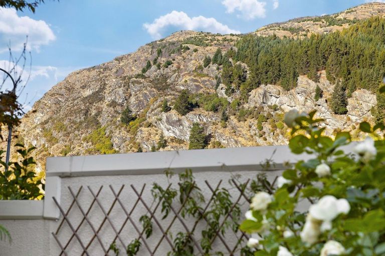 Photo of property in 6b Kiely Lane, Queenstown, 9300
