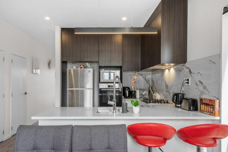 Photo of property in 37 Kairakau Street, Papakura, 2110