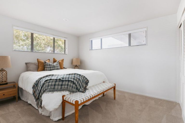 Photo of property in 94 Marine Parade, Mount Maunganui, 3116