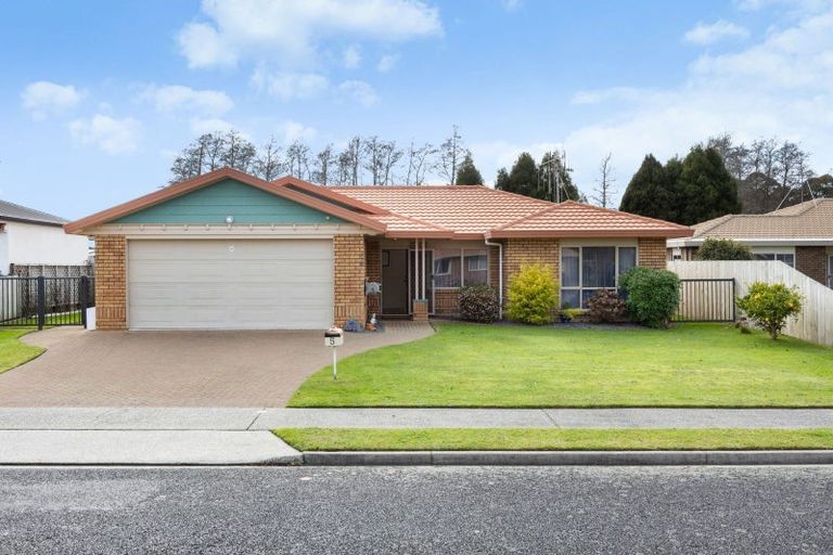 Photo of property in 5 Reynolds Drive, Glenview, Hamilton, 3206