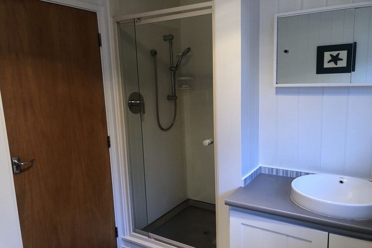 Photo of property in 4 Handley Place, Onerahi, Whangarei, 0110