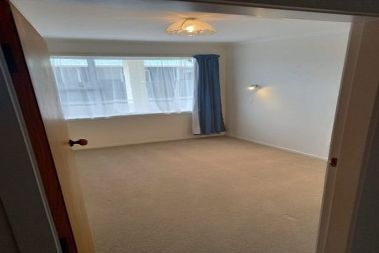 Photo of property in 43 Woolley Street, Avondale, Christchurch, 8061