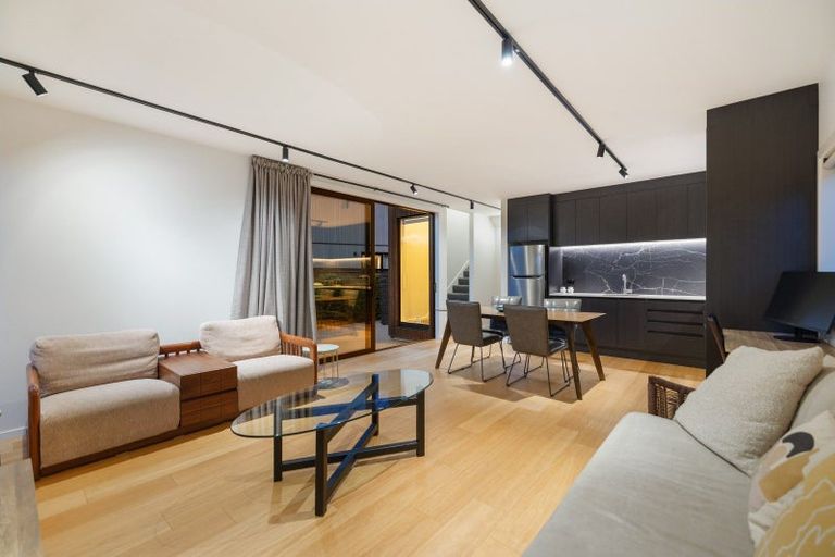 Photo of property in 5 Escalator Avenue, Jacks Point, 9371